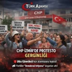 İzmir CHP İl Başkanlığı Önünde Protesto: Yeni Atanan Utku Gümrükçü’ye Tepki Büyüyor
